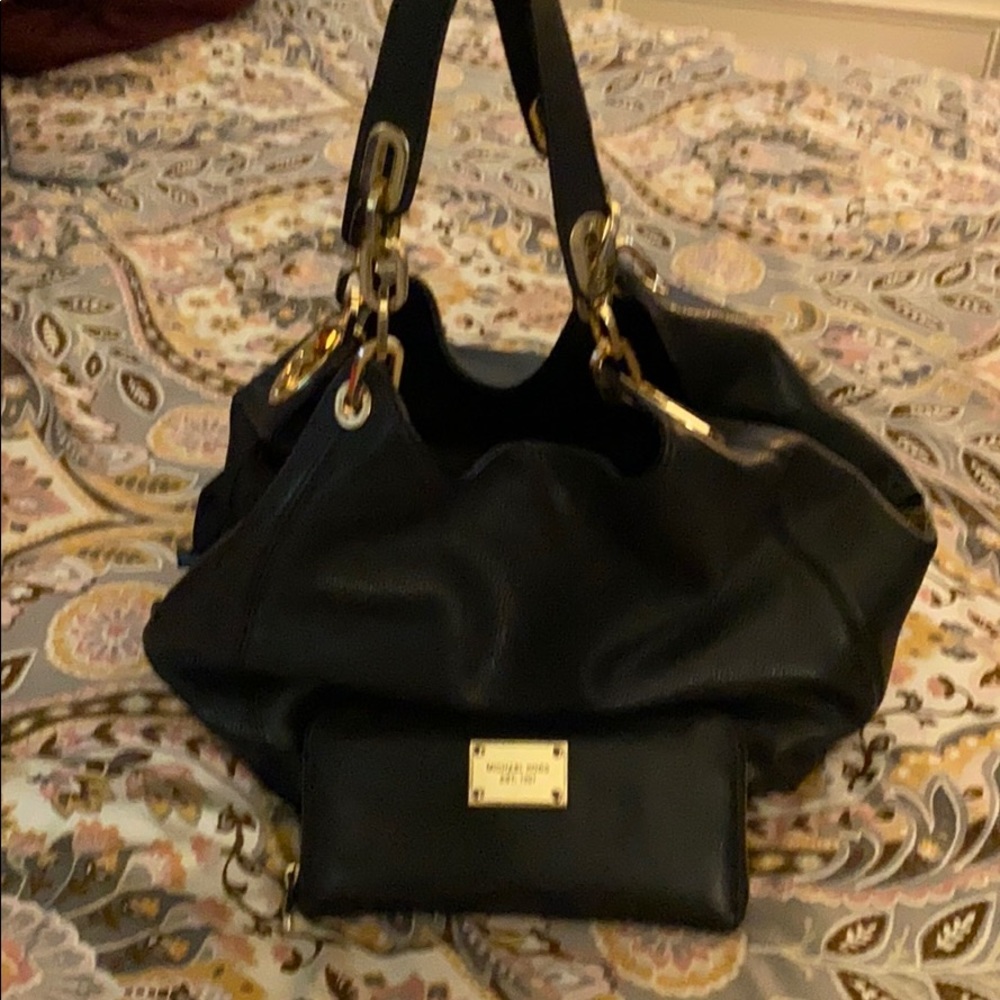 Michael Kors hobo purse w/wallet included